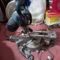 فارسی بر  ماکیتا کشویی