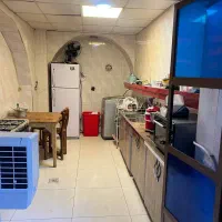 اتاق روزانه|اجارهٔ کوتاه‌مدت آپارتمان و سوئیت|شیراز, سیاه سنگ|دیوار