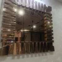 ساعت آینه ای