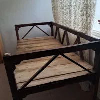 نیمکت (تخت)چوبی