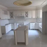 ساخت کابینت و درب چوبی انجام خورده کاری و تعمیر