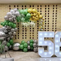 تاج گل بادکنک آرایی ماشین عروس|خدمات پذیرایی، مراسم|اصفهان, باغ فردوس|دیوار