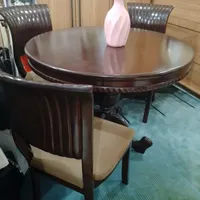 میز ناهار خوری همراه ۴ صندلی