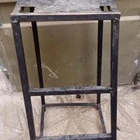 چهارپایه با جنس قوطی محکم و مقاوم