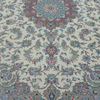 فرش دست بافت .