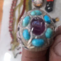 انگشترفیروزه وسط یاقوت