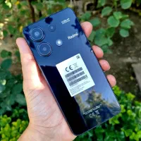 شیائومیNote13 256 رام8 لاکاغذی بدون نقطه باگارانتی