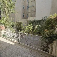 ویلایی ۲۶۱ متر در ۳ طبقه ۸۷ متری مجزا بازسازی شده