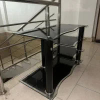 فروش میز تلویزیون فروش فوری به علت مهاجرت|میز تلویزیون|رشت, گلسار|دیوار