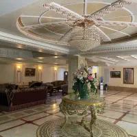 نیاوران-گل-سنگ-270-متر-4-خوابه-استخر-دار