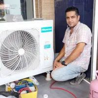 (تعمیر و سرویس و شستشوی انواع اسپیلت)