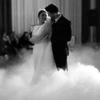 فیلمبرداری و عکاسی عروسی فقط ۱۵ تومن