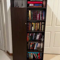 کتابخانه چوبی . بدون خط و خش