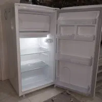 دو عدد یخچال  ۹ و ۱۲ فوت کاملا سالم