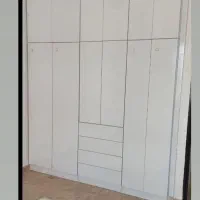 کمد دیواری نصاب کابینت ام دی اف نصب آینه