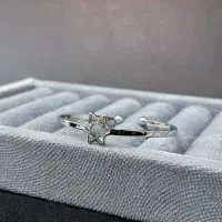 دستبند النگویی طرح دار