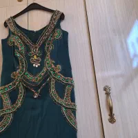 پیراهن‌ جواهر دوزی شده