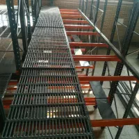 قفسه بالکنی|فروشگاه و مغازه|رشت, منظریه|دیوار