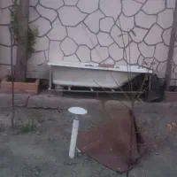 دو عدد وان آبی حمام ویک عدد کمداهنی