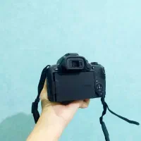 دوربین عکاسی R10 با لنز 18-45|دوربین عکاسی و فیلم‌برداری|مشهد, چهارچشمه|دیوار