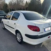 ۲۰۶sd v8 مدل ۹۴ درحد نو معاوضه هم دارم