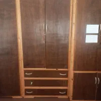 کمد لباس و لحاف