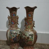 کمد و گلدان