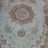 فرش ۶ متری کرم