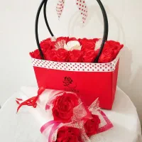 دسته گل و باکس گل وتک شاخه