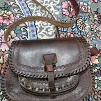 کیف چرم گاو میش دست دوز