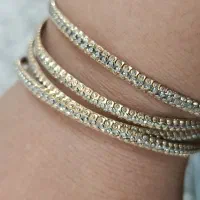 سرویس و مقداری طلا