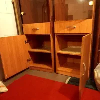 کتابخانه طبقه دار کشویی جادار و نیمکت مدرسه بچه|کتابخانه، شلف، قفسه‌های دیواری|کرج, حصارک پایین|دیوار
