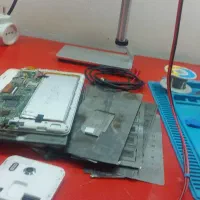 گوشی تعم.یری مدل بالا