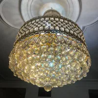 آویز کریستالی