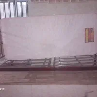 لپتاب‌مدل.دل‌باحافظه‌بالا.‌تخت‌خواب‌فلزی‌سالم