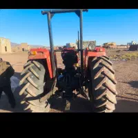 تراکتور مدل 84تمیز کم کار