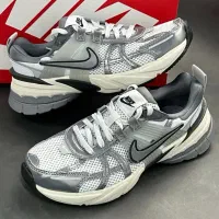 کفش v2k رنگ طوسی سفید،مشکی کامل و موکا