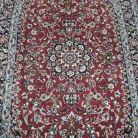 فرش وچوب لباسی