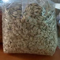 تخمه آفتابگردان و کدو