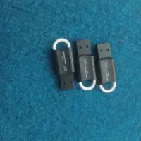 فلش ۳۲گیگ سه تاش ۱۶۵۰زیرقیمت کل بازارودیوار