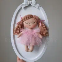 تابلوی عروسک دختر