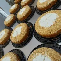 نیازمند نیروی کار در کارگاه تولیدی کیک