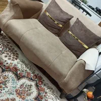 مبل هفت نفره ،میزجلومبلی ،به همراه تخت خواب دونفره