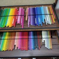 مدادرنگی پلی کروم با جعبه چوبی|لوازم التحریر|پردیس, فاز ۱۱|دیوار