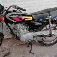 موتور سیکلت ۱۲۵ فوق‌العاده سالم