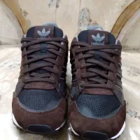 کتونی اورجینال آدیداس ZX750 چرم درحداکبند سایز ۴۴|کیف، کفش، کمربند|تهران, شکوفه (عبدل آباد)|دیوار
