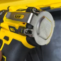 دریل شارژی چکشی براشلس دیوالت Dewalt پشت فلزی|ابزارآلات|اصفهان, شاهد|دیوار