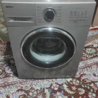 لباسشویی  بسیار تمیز|ماشین لباسشویی و خشک‌کن لباس|تولم شهر, |دیوار