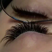 نیازمند اکستنشن کار مژه