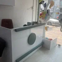 فروش کامل تجهیزات و دکور مغازه(کانتر،قفسه،ویترین